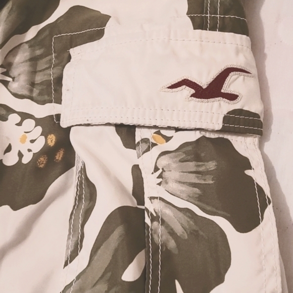Hollister swim trunks size 30 - Picture 3 of 5